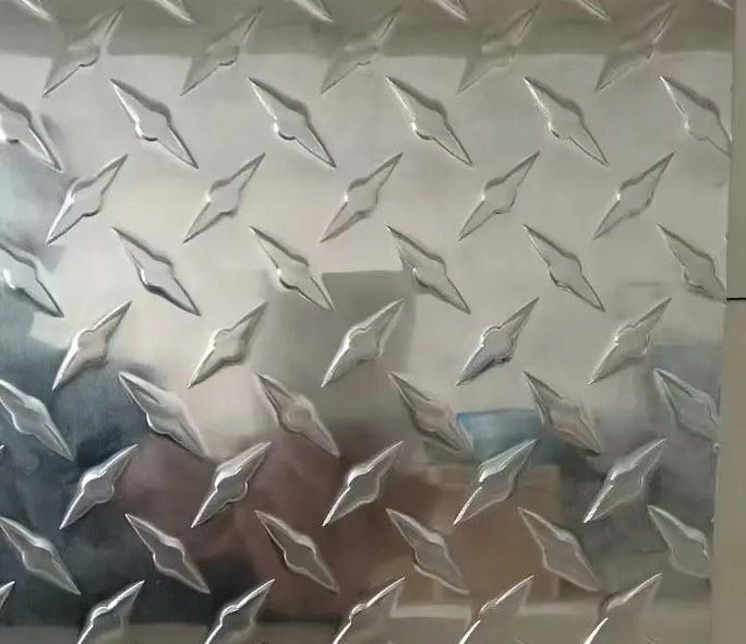��䬻�������